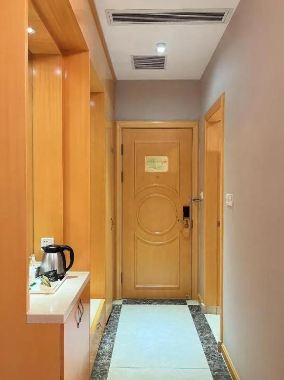 Vienna Hotel Shenzhen Longgang Dayun Center Branch