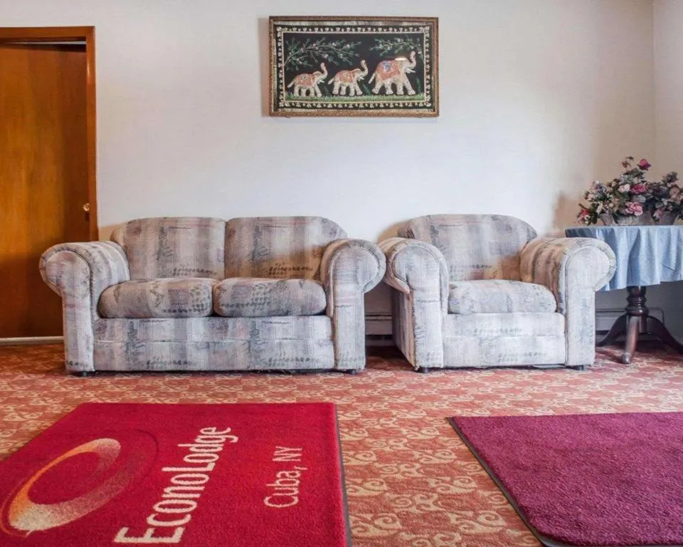 Econo Lodge Cuba I-86