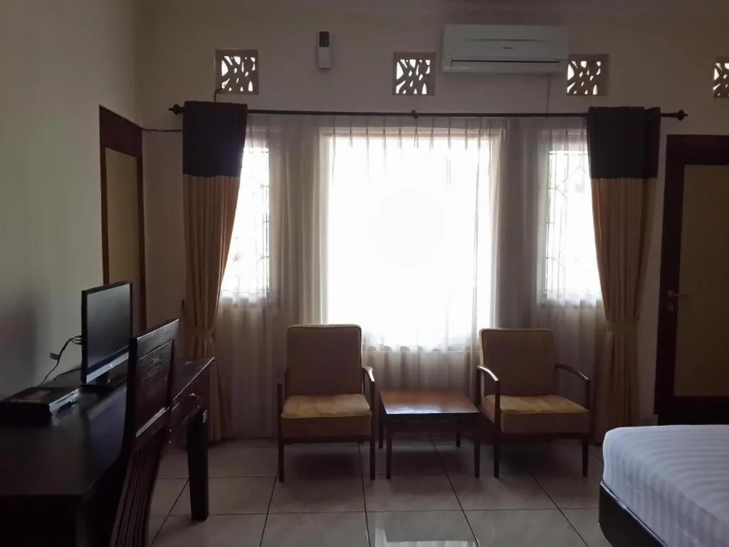 Bed in Arondari Hotel