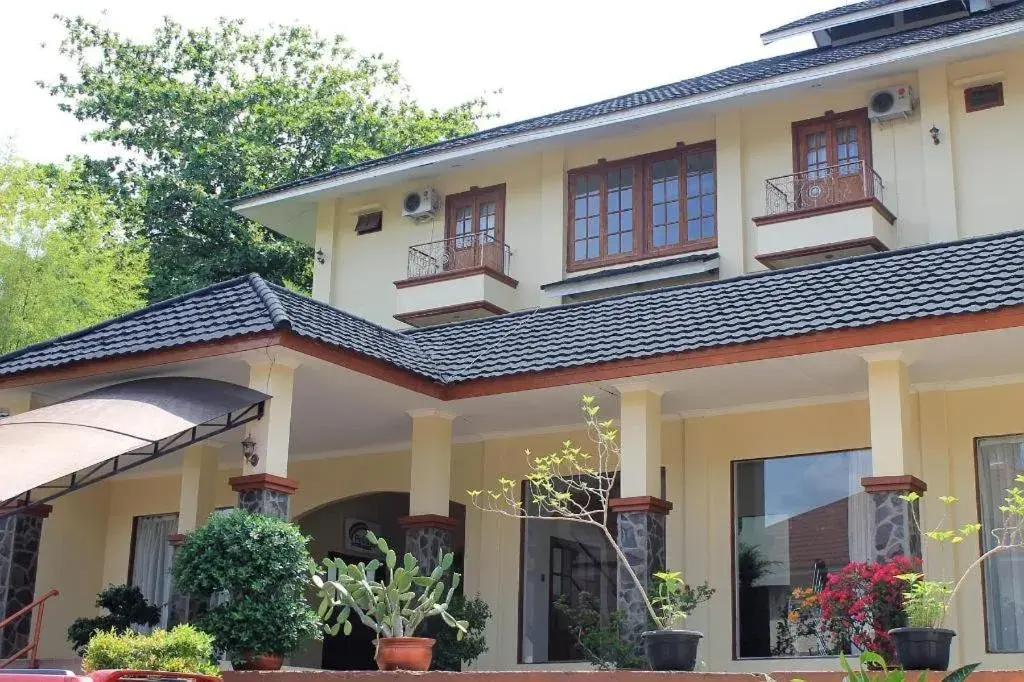 Parai City Garden Hotel - Sawahlunto Parai City Garden Hotel - Sawahlunto