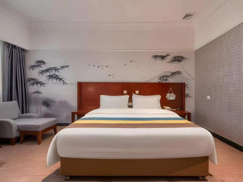 Bed in Carrianna Hotel