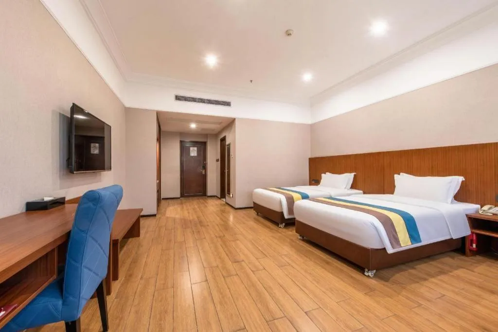 Bed in Carrianna Hotel