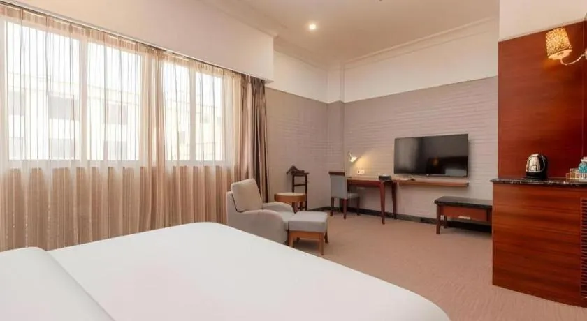 Bed in Carrianna Hotel