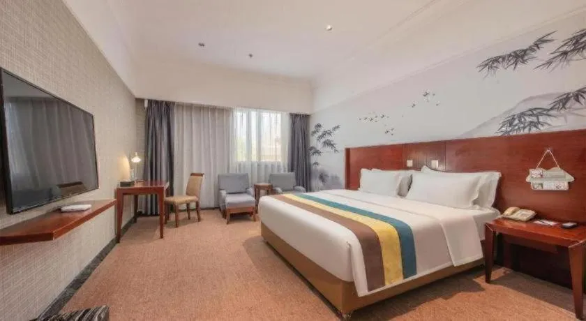 Bed in Carrianna Hotel