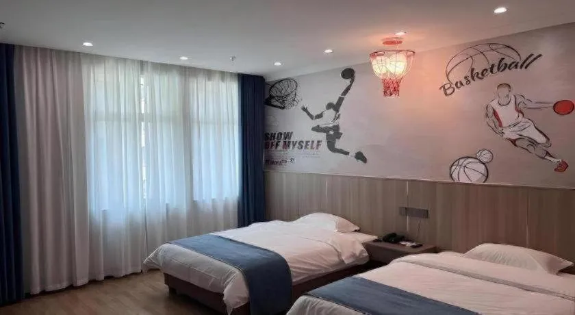 Bed in Carrianna Hotel