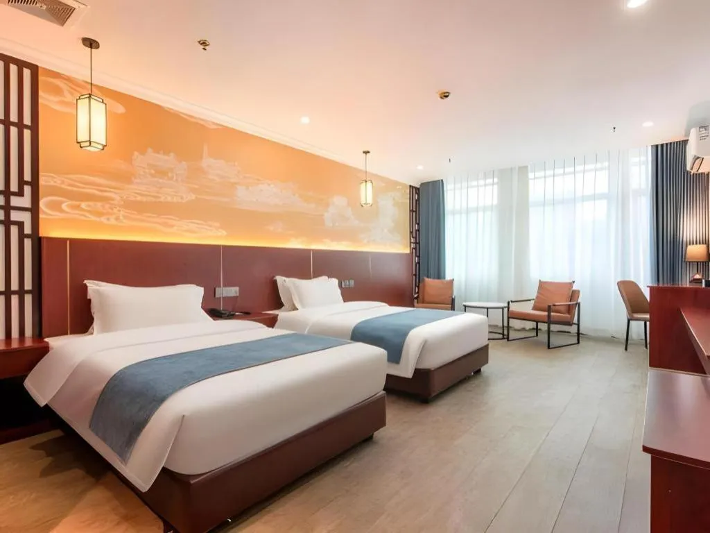 Bed in Carrianna Hotel