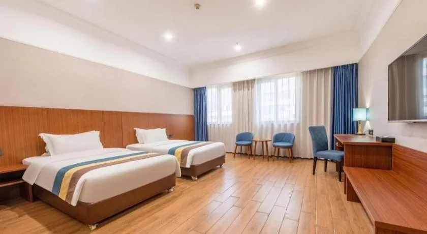 Bed in Carrianna Hotel