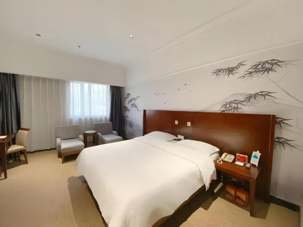 Bed in Carrianna Hotel