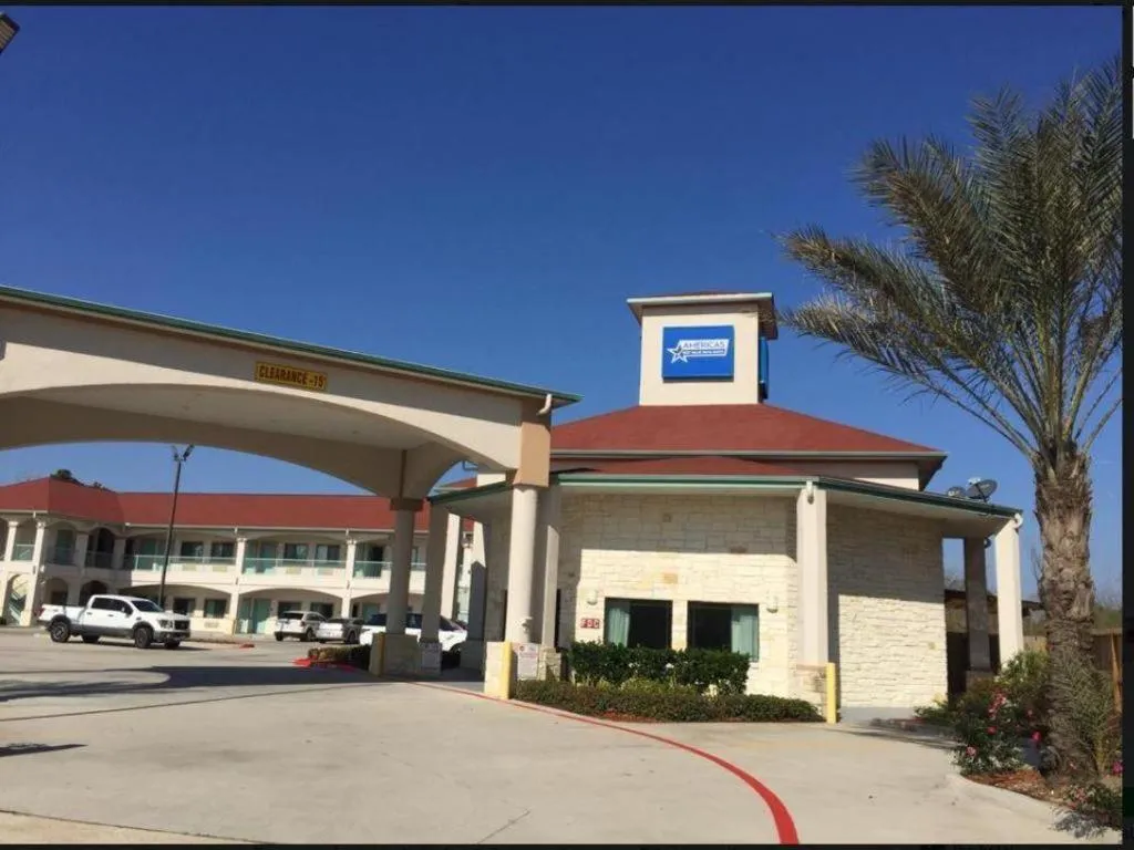 Americas Best Value Inn and Suites IAH Airport North
