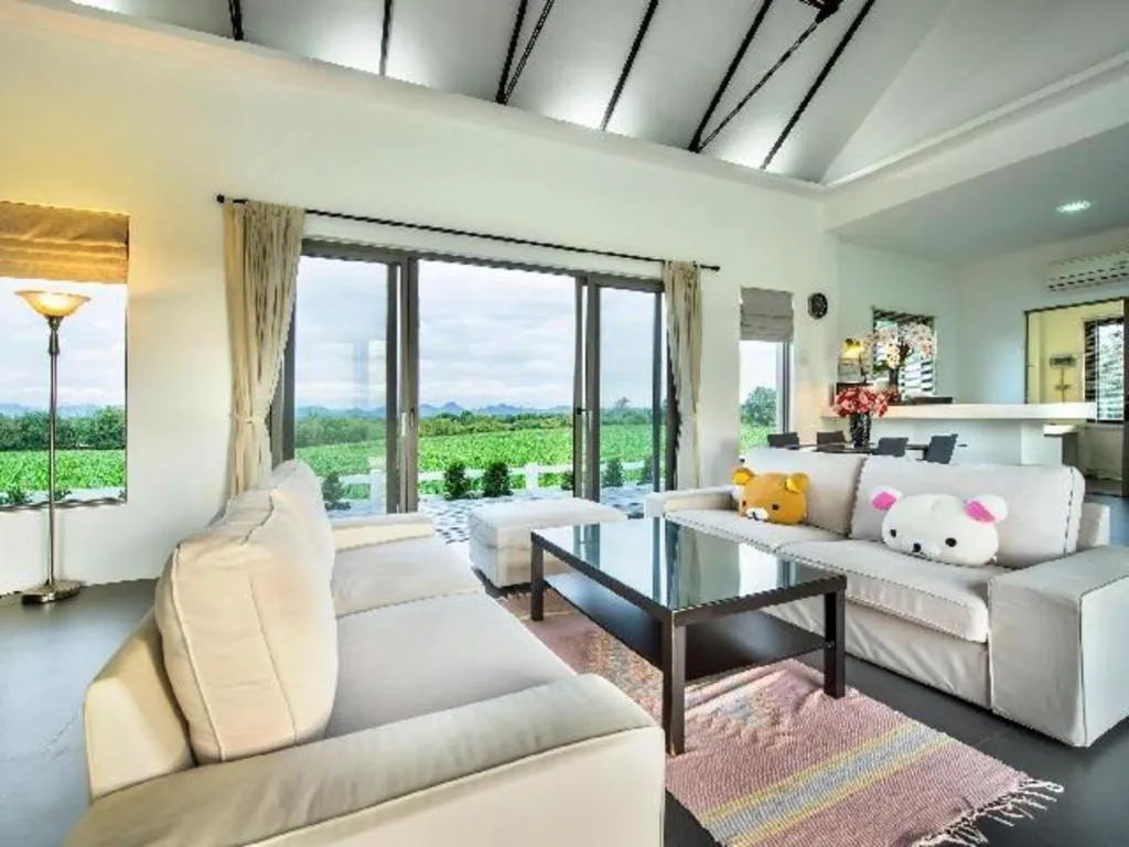 Lucerne Villa Resort