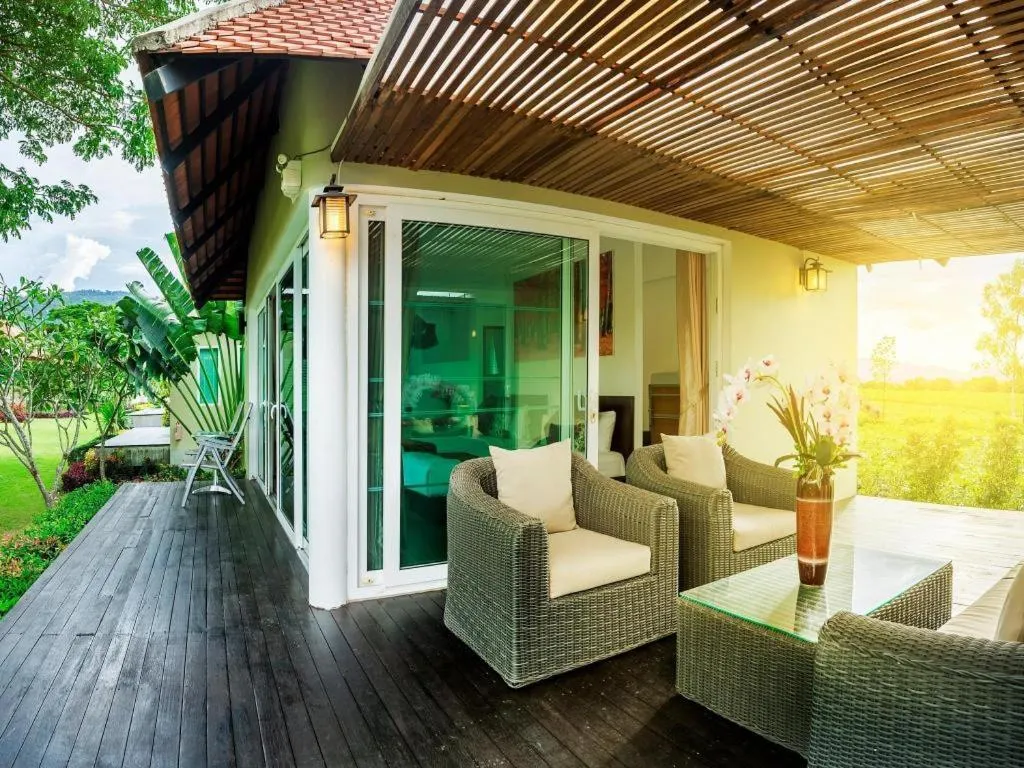 Lucerne Villa Resort