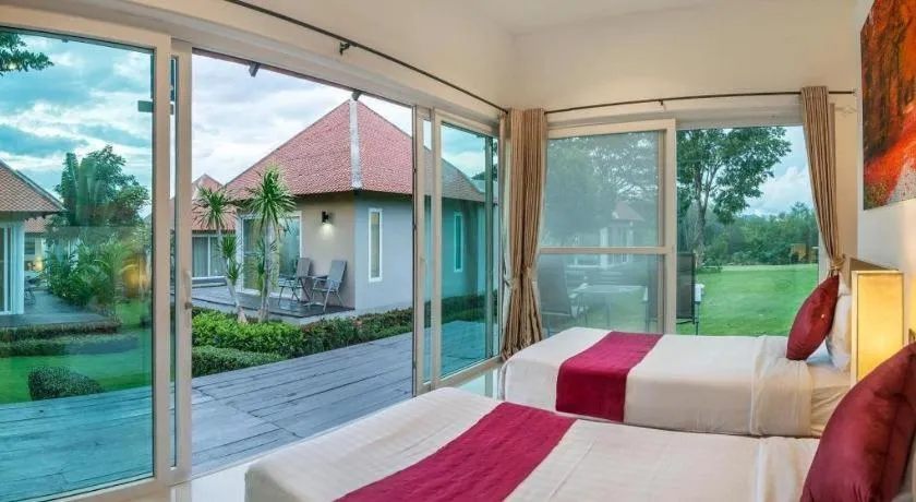 Bed in Lucerne Villa Resort