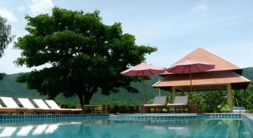 Lucerne Villa Resort