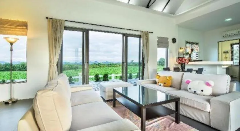 Lucerne Villa Resort