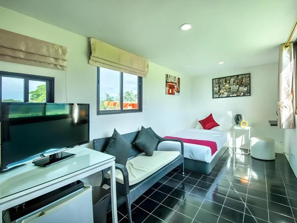 Bed in Lucerne Villa Resort