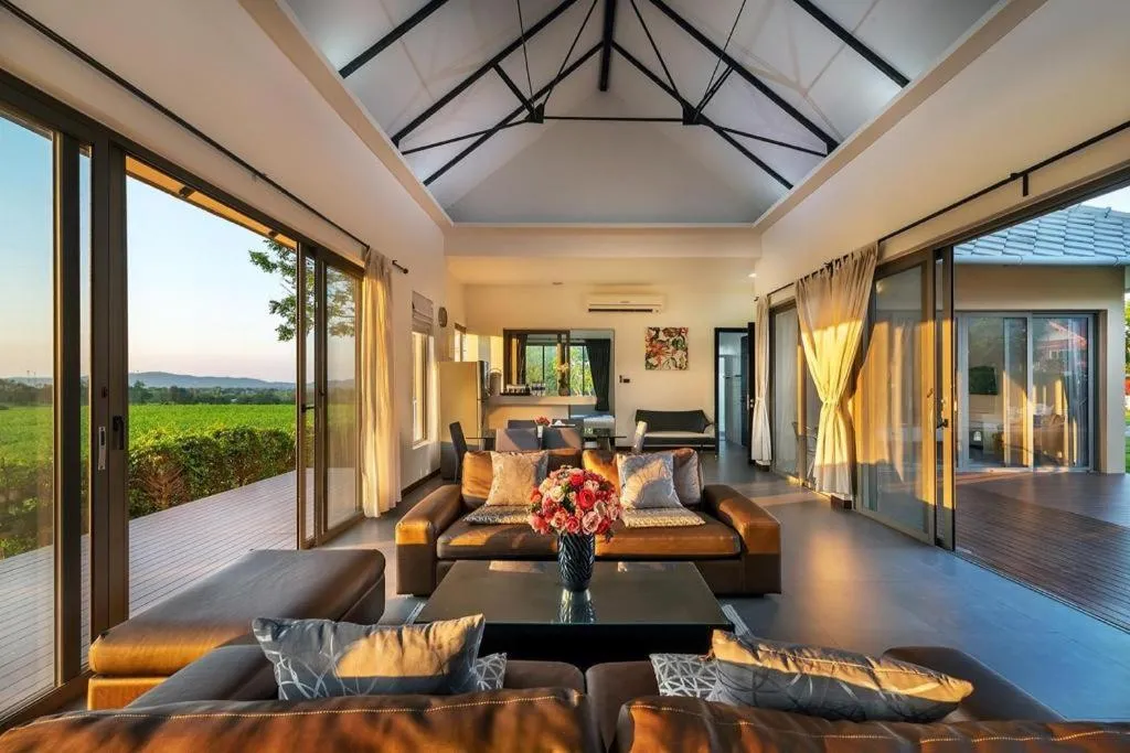 Lucerne Villa Resort