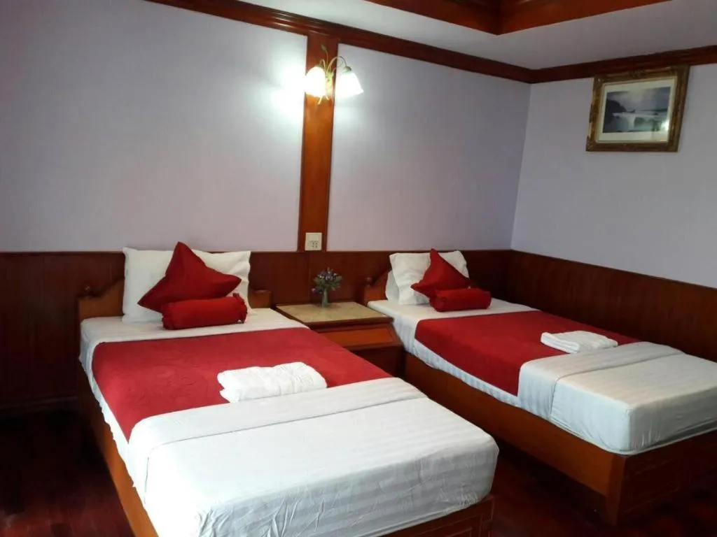 Bed in Rawanda Resort Hotel