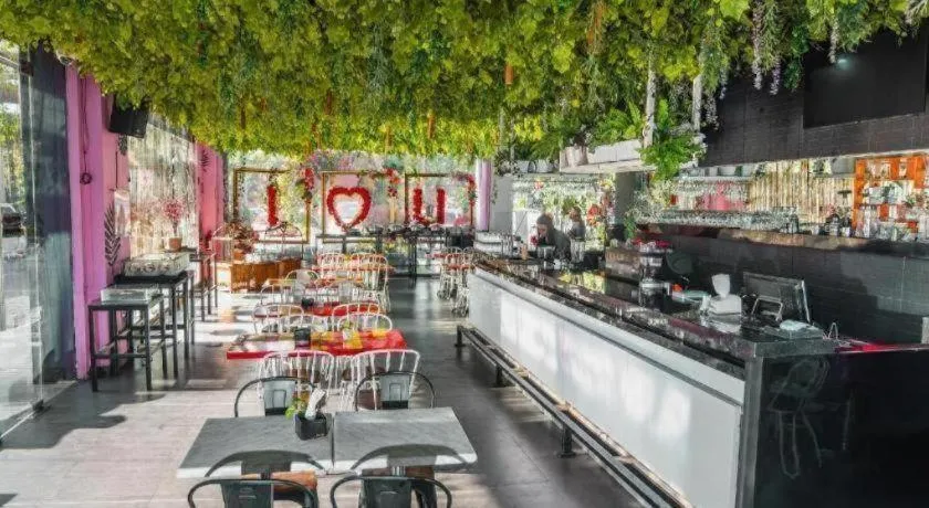 G Suites Hotel By AMITHYA