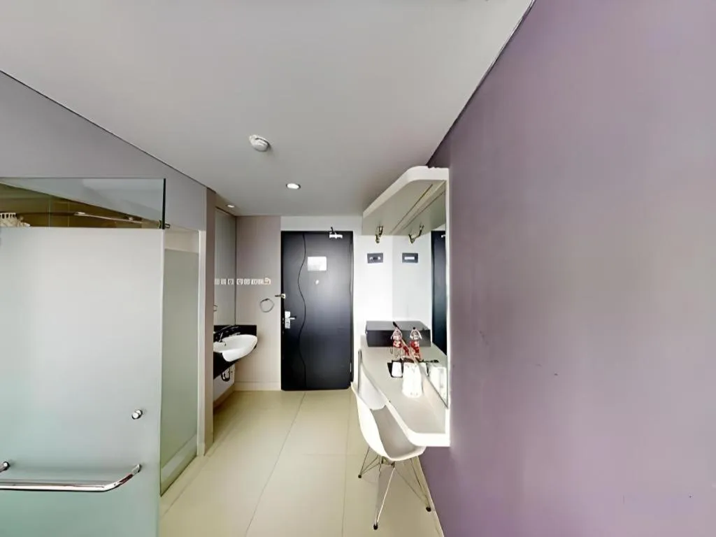 G Suites Hotel By AMITHYA