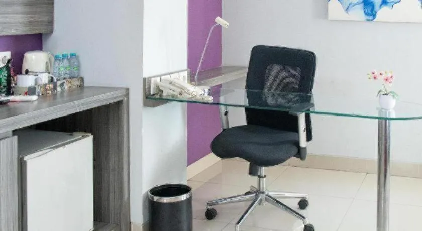 G Suites Hotel By AMITHYA