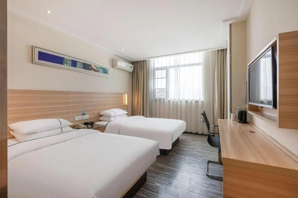 Bed in City Comfort Inn Xiangyang Railway Station