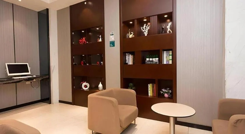 City Comfort Inn Xiangyang Railway Station