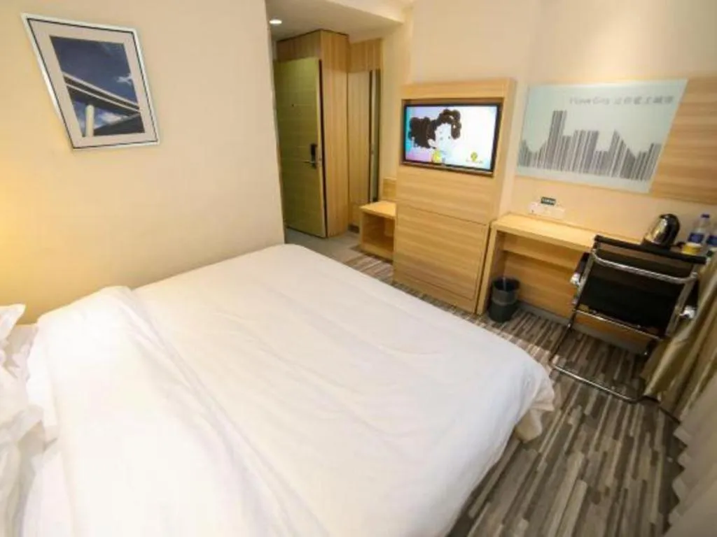 Bed in City Comfort Inn Xiangyang Railway Station