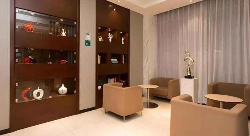 City Comfort Inn Xiangyang Railway Station