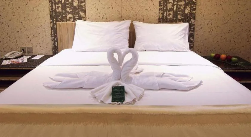 Bed in HW Hotel Padang