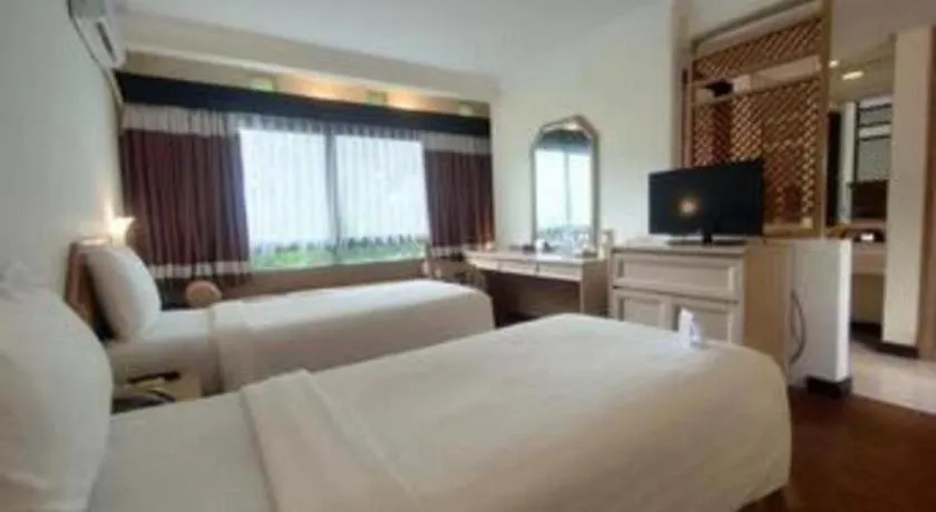 Bed in eL Hotel Kartika Wijaya Batu