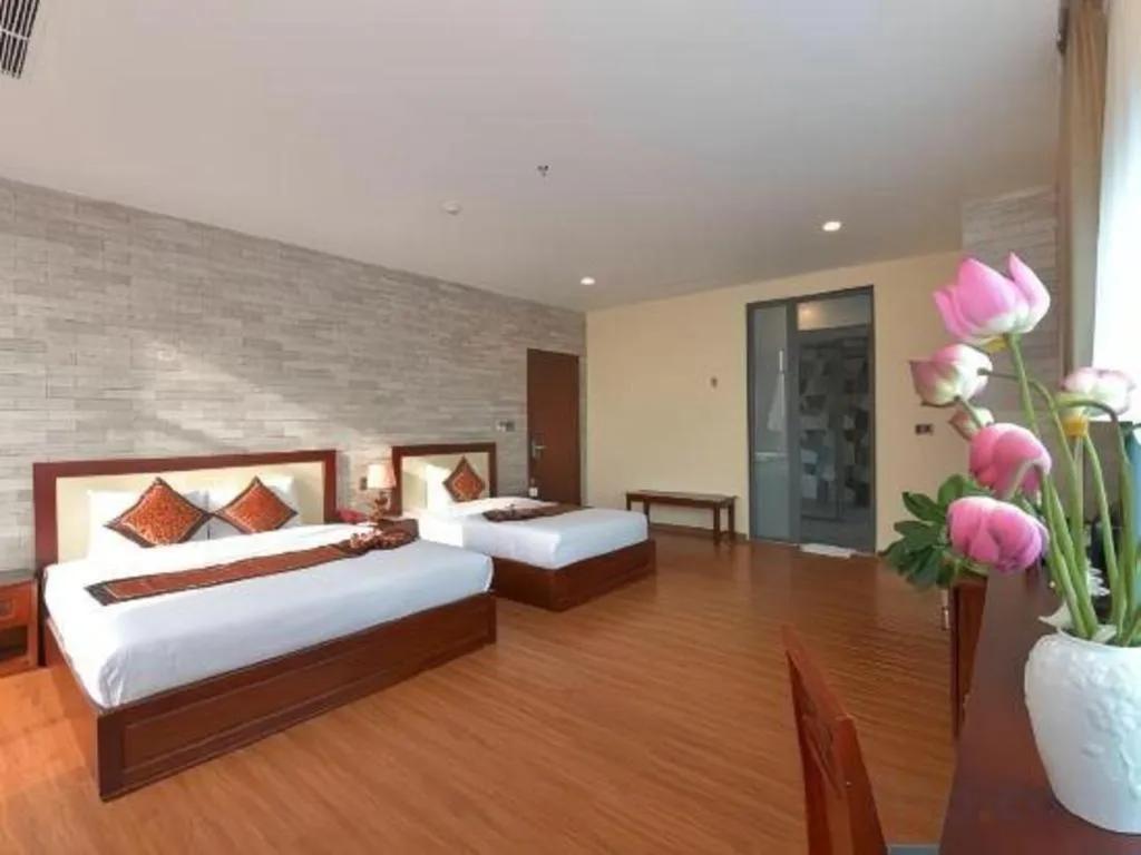 Bed in Tan Binh Hotel