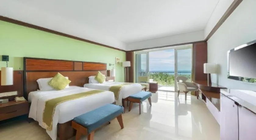 Bed in Grand Soluxe Hotel and Resort Sanya
