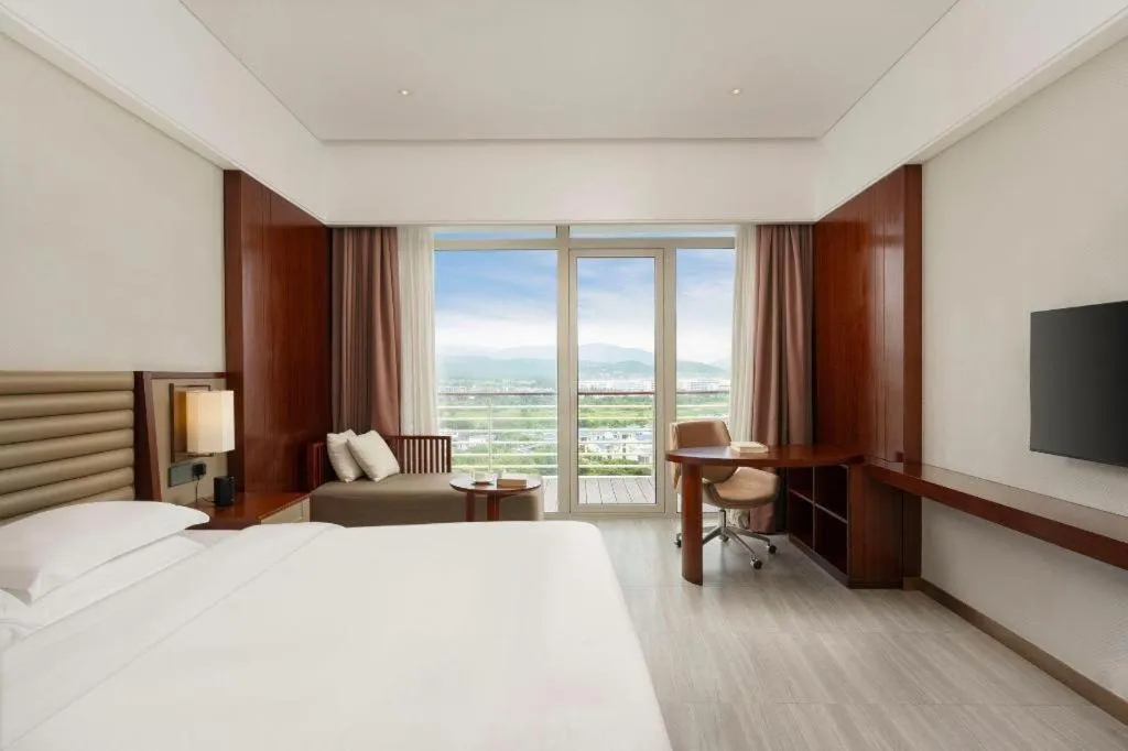 Bed in Grand Soluxe Hotel and Resort Sanya