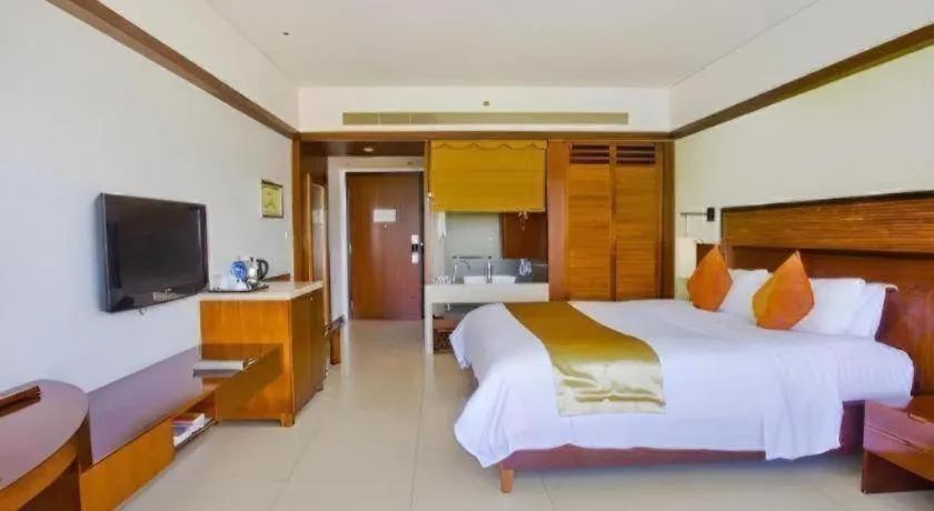 Bed in Grand Soluxe Hotel and Resort Sanya