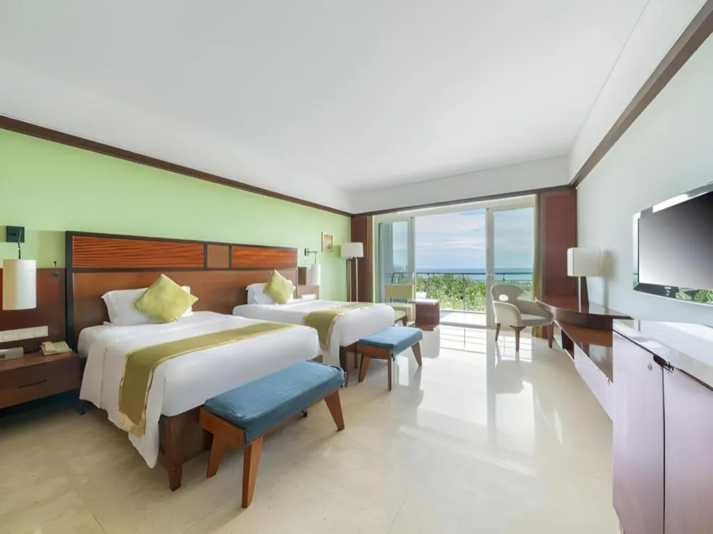 Bed in Grand Soluxe Hotel and Resort Sanya