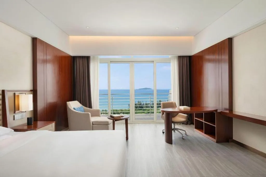 Bed in Grand Soluxe Hotel and Resort Sanya