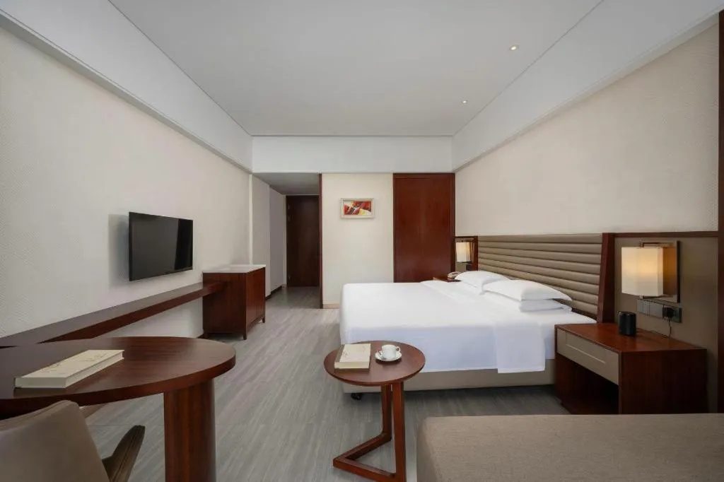 Bed in Grand Soluxe Hotel and Resort Sanya