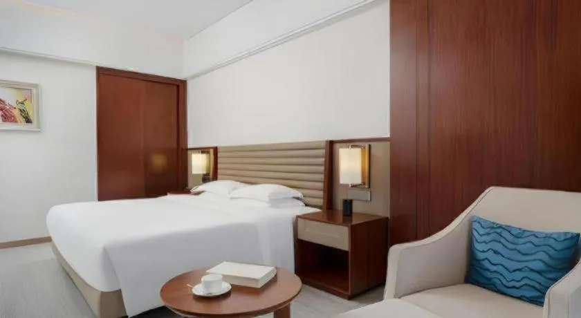 Bed in Grand Soluxe Hotel and Resort Sanya