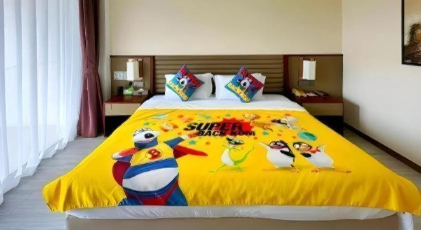 Bed in Grand Soluxe Hotel and Resort Sanya