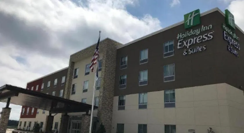 Holiday Inn Express and Suites Hannibal-Medical Center By IHG