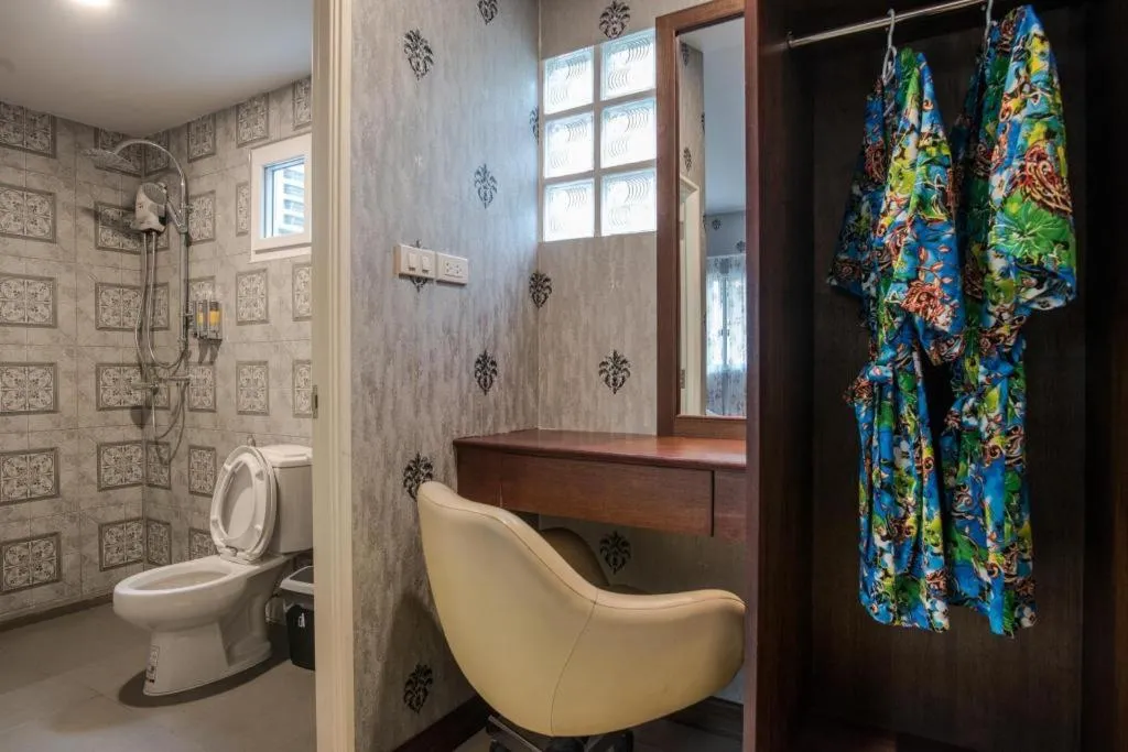 Sunday J Resort & Restaurant