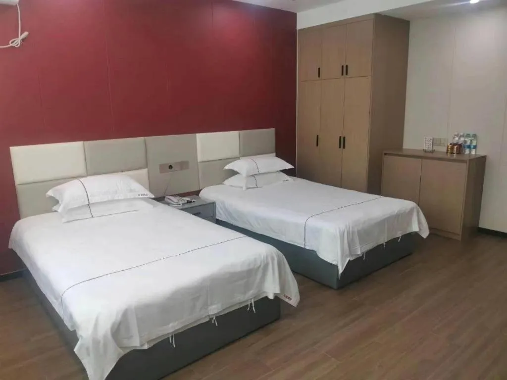Bed in Yiwu Bairui Grand Hotel