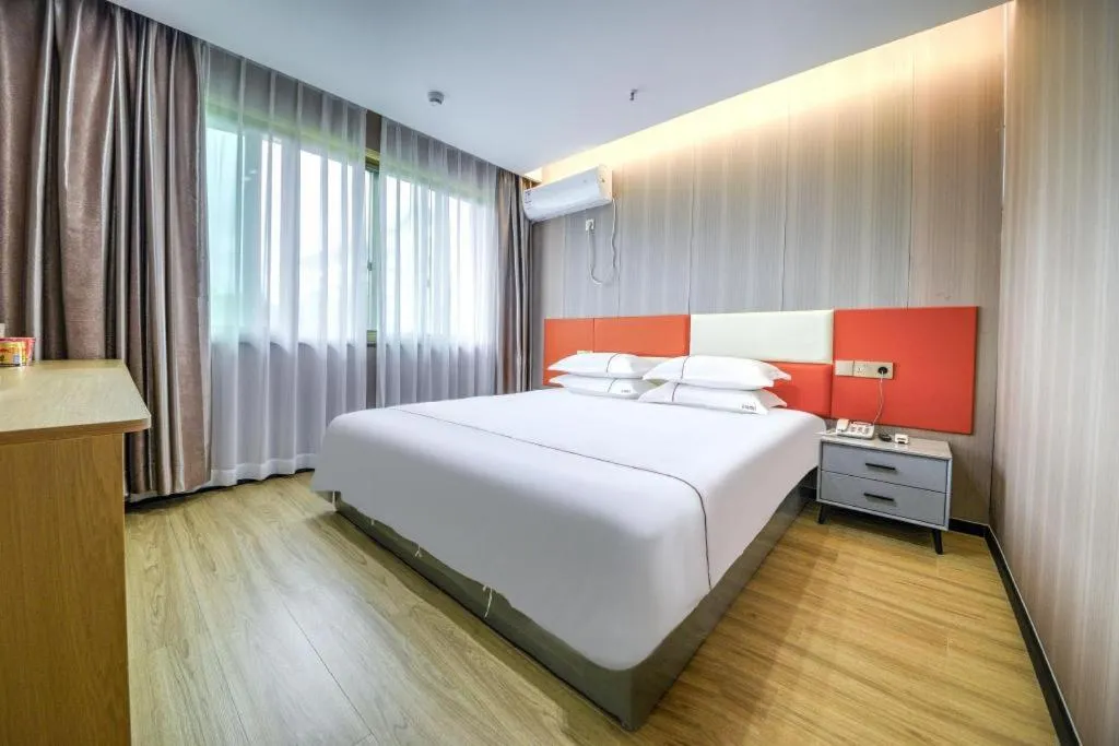Bed in Yiwu Bairui Grand Hotel