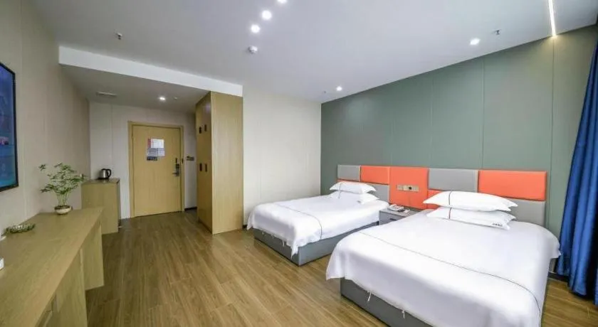 Bed in Yiwu Bairui Grand Hotel