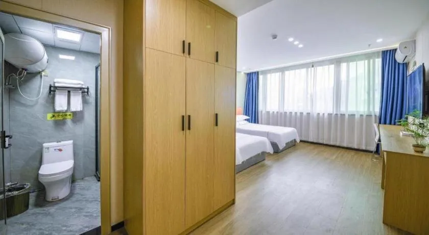 Bed in Yiwu Bairui Grand Hotel