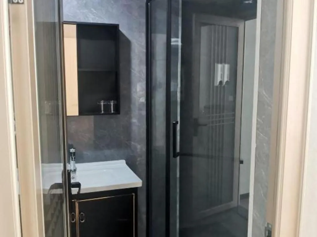 Yiwu Bairui Grand Hotel