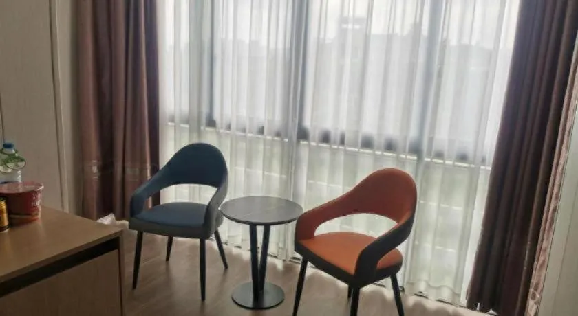 Yiwu Bairui Grand Hotel