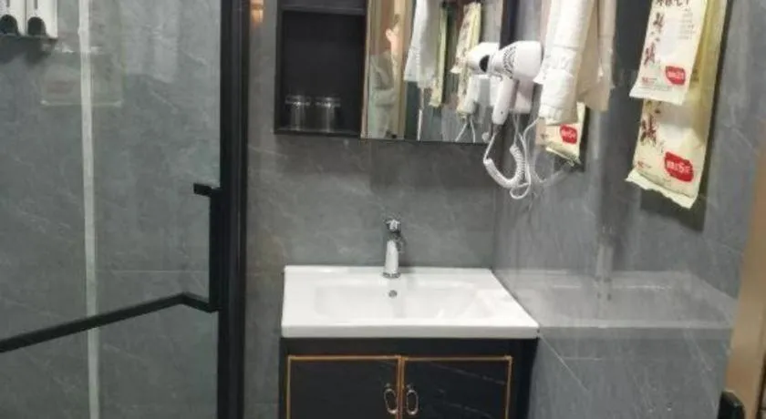 Yiwu Bairui Grand Hotel