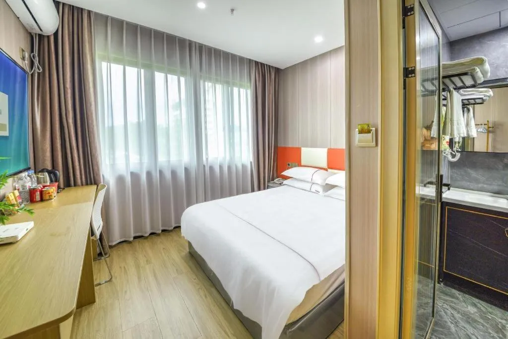 Bed in Yiwu Bairui Grand Hotel