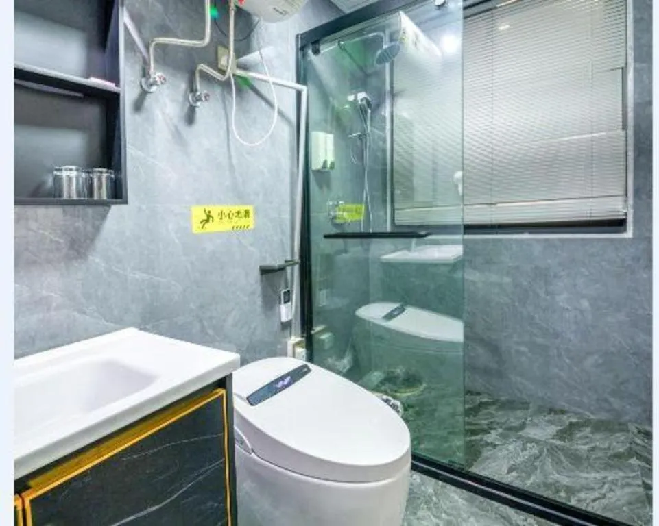 Yiwu Bairui Grand Hotel